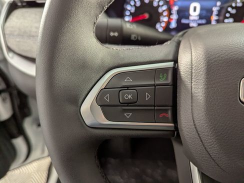 New 2026 Jeep Compass Latitude image 19