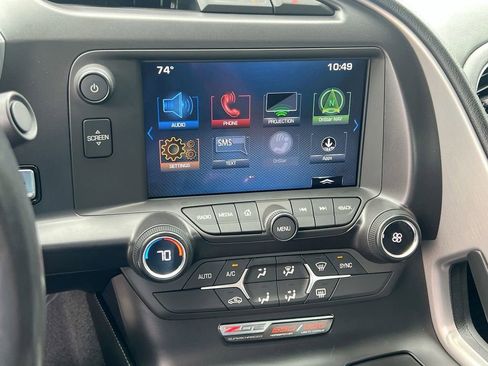 Used 2019 Chevrolet Corvette Z06 RWD image 18