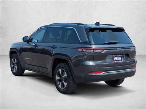 Used 2023 Jeep Grand Cherokee 4WD 4xe image 8