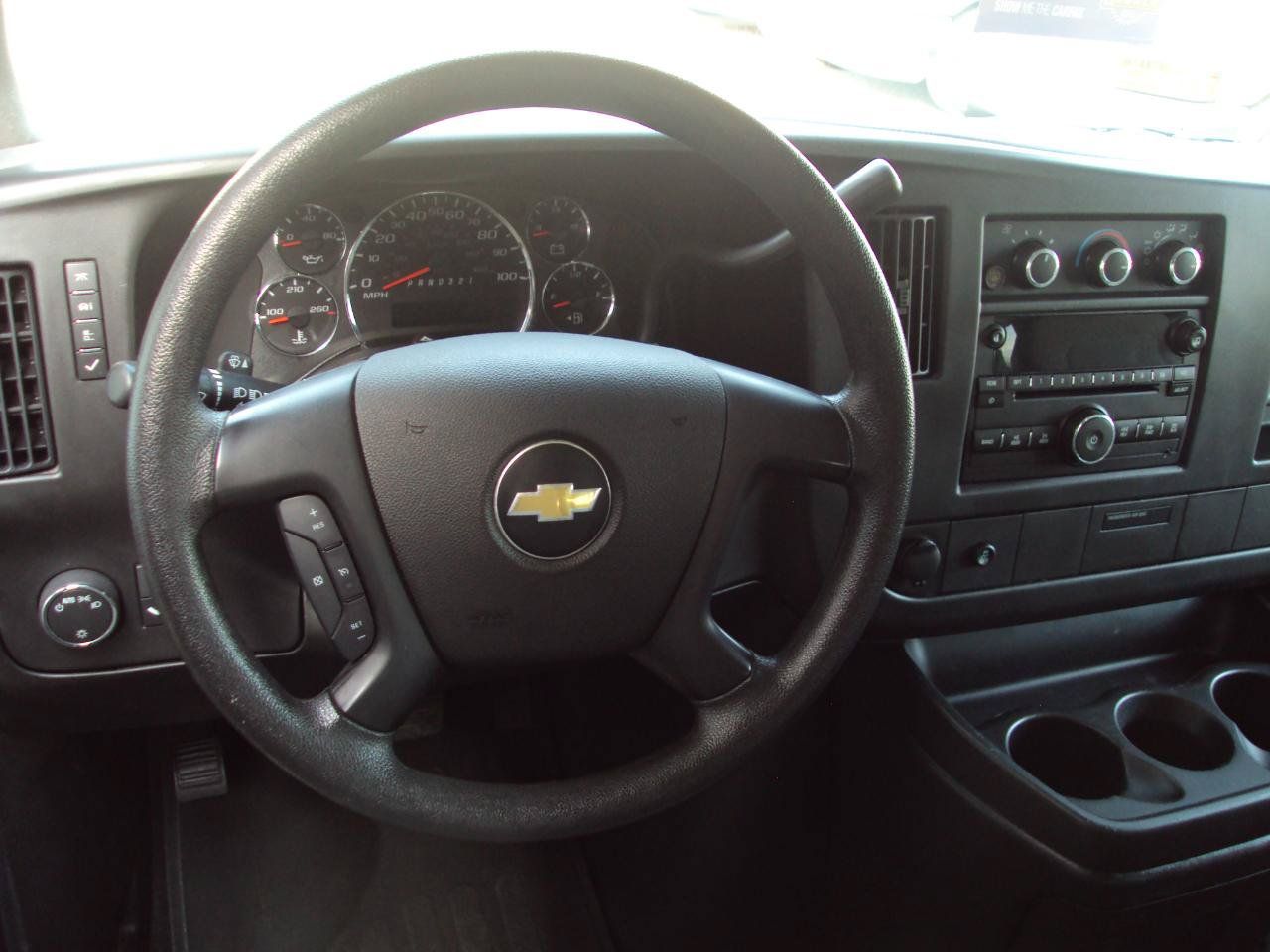 Used 2014 Chevrolet Express 1500 LT w/ LT Preferred Equipment Group AWD/4WD image 18