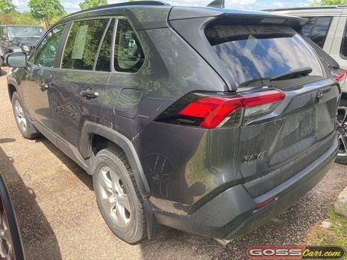 Used 2019 Toyota RAV4 XLE w/ Convenience Package AWD/4WD image 4