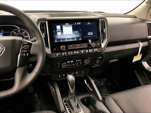 New 2026 Nissan Frontier SV w/ SV Convenience Package RWD image 8