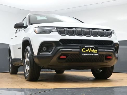 Used 2022 Jeep Compass Trailhawk w/ Trailhawk Convenience Group AWD/4WD image 50
