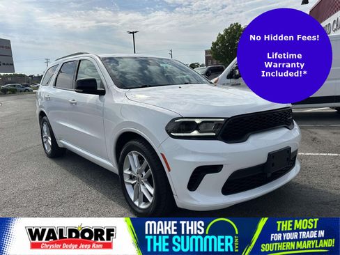 Used 2024 Dodge Durango GT RWD image 1