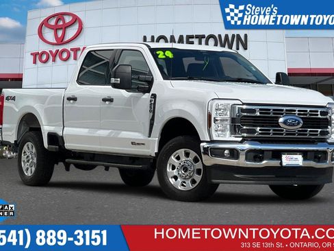 Used 2024 Ford F250 XLT image 1
