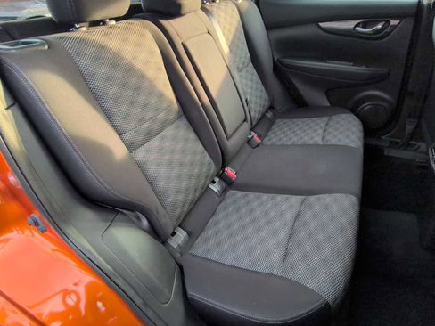 Used 2017 Nissan Rogue Sport SV w/ SV All-Weather Package image 19