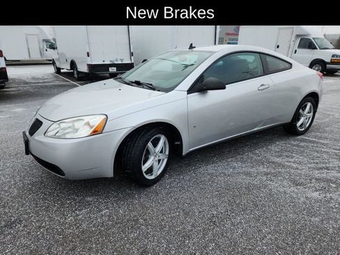 Used 2009 Pontiac G6 GT image 3