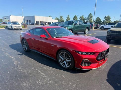 Used 2024 Ford Mustang GT Premium RWD image 6