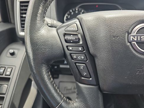 Used 2023 Nissan Frontier SV w/ SV Convenience Package AWD/4WD image 18