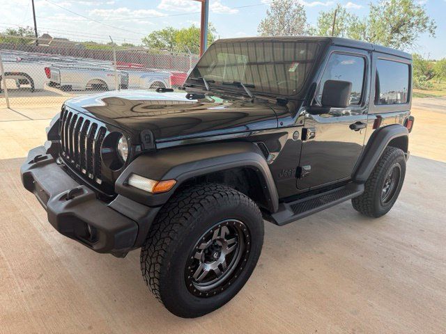 Used 2024 Jeep Wrangler Sport AWD/4WD image 3
