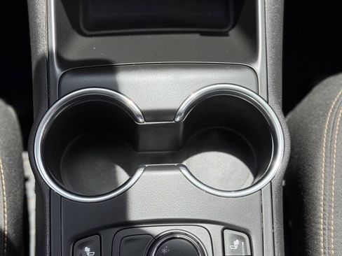 Used 2019 GMC Terrain SLE w/ Driver Convenience Package FWD image 22