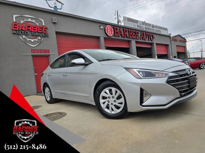 Used 2020 Hyundai Elantra SE w/ Cargo Package (C1)