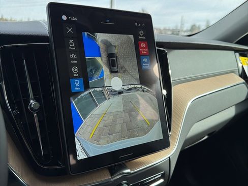 New 2026 Volvo XC60 B5 Ultra w/ Climate Package image 22