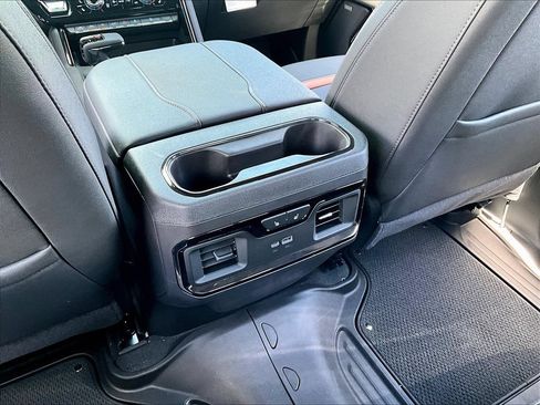 New 2026 GMC Sierra 1500 AT4 w/ AT4 Premium Package AWD/4WD image 19