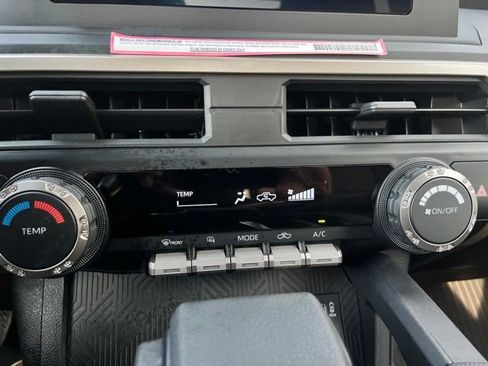 Used 2024 Toyota Tacoma SR image 9