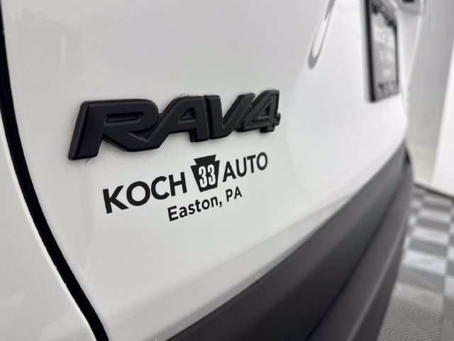 Used 2023 Toyota RAV4 XLE w/ Convenience Package AWD/4WD image 19