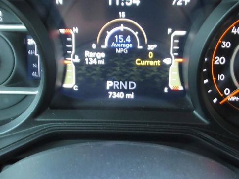 Used 2025 Jeep Gladiator Sport image 33