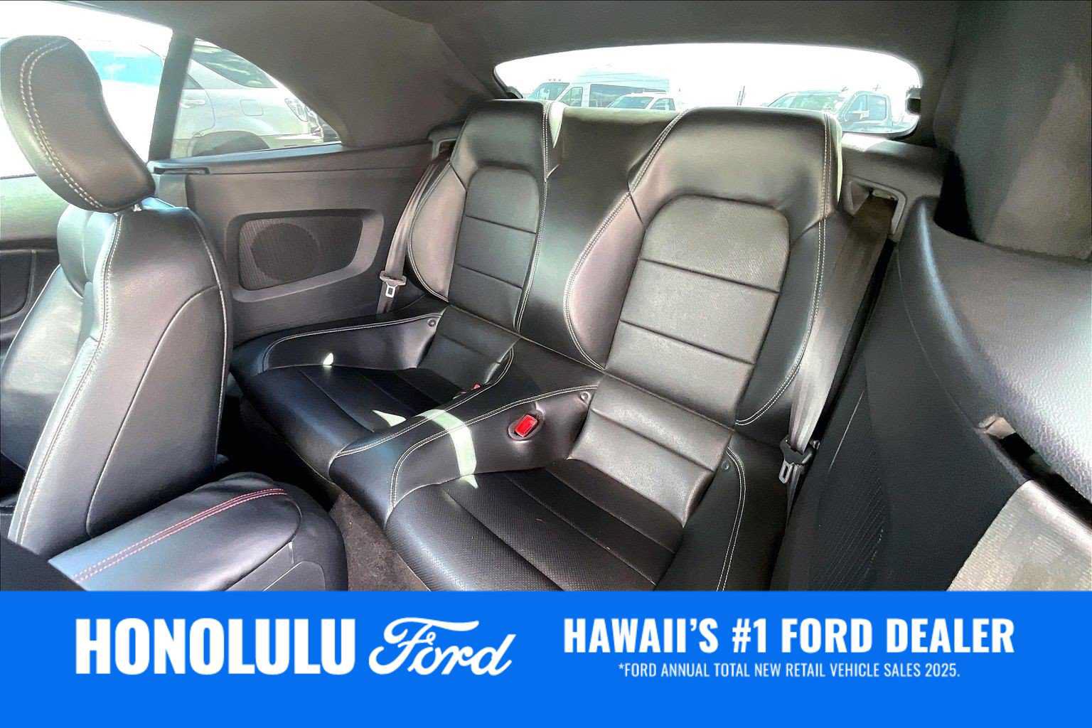 Used 2018 Ford Mustang GT Premium w/ Black Accent Package RWD image 28