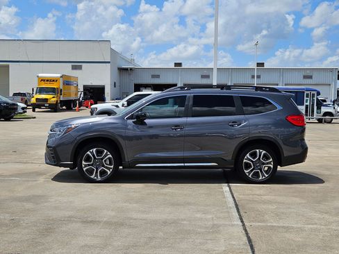 Used 2025 Subaru Ascent Limited AWD/4WD image 9