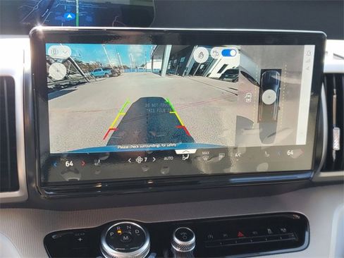 New 2025 Ford Expedition Active image 30