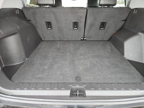 Used 2024 GMC Terrain SLT AWD/4WD image 41