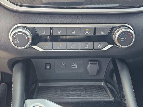 Used 2024 Nissan Altima 2.5 SR w/ SR Premium Package FWD image 27