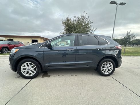 Used 2022 Ford Edge SEL w/ Convenience Package AWD/4WD image 10