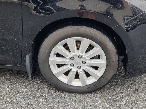 Used 2016 Toyota Sienna XLE w/ XLE Navigation Package image 8