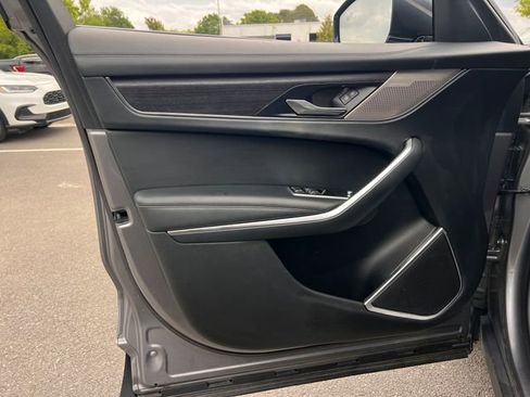 Used 2021 Jaguar F-PACE S AWD/4WD image 10