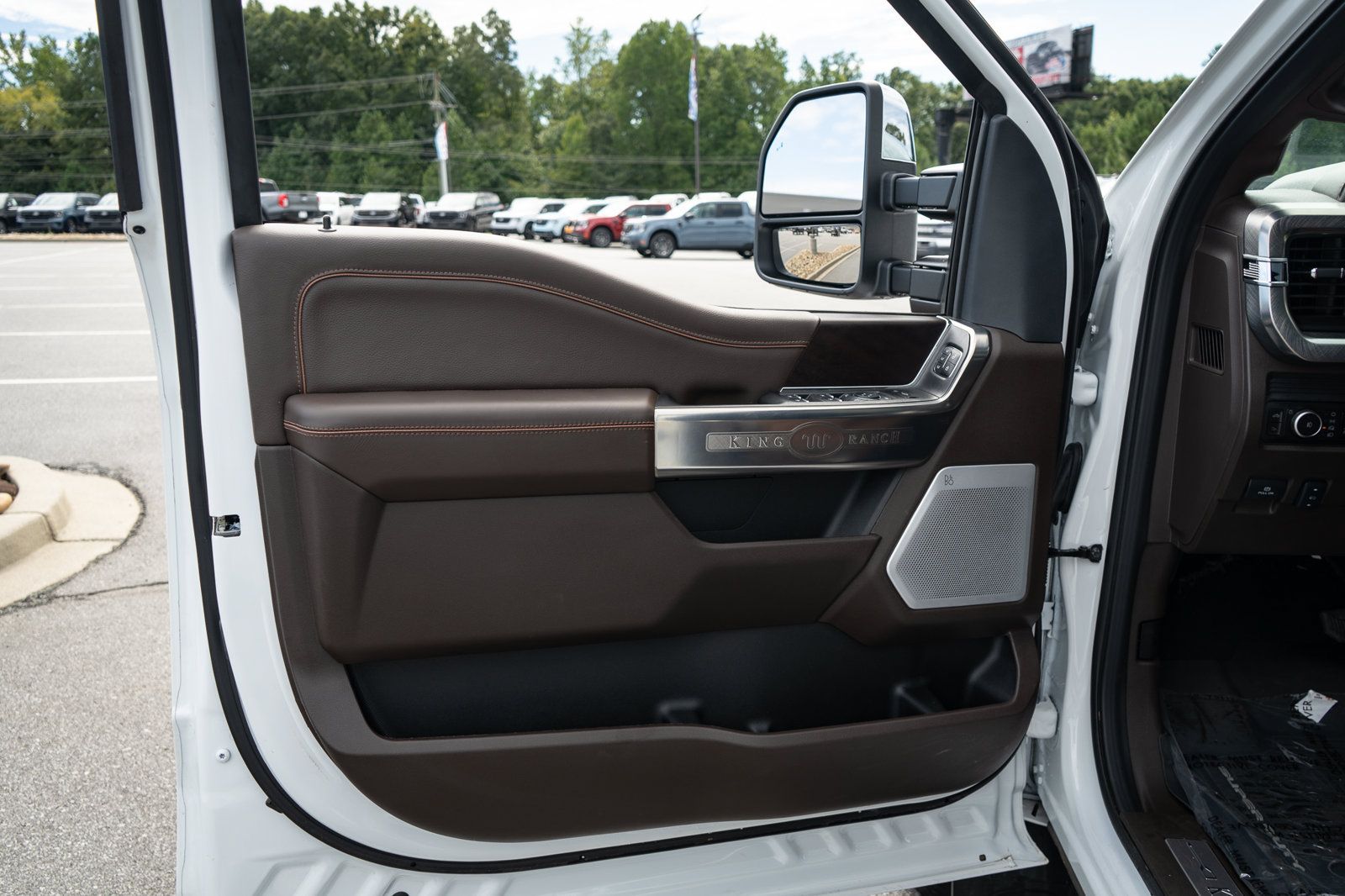 Used 2026 Ford F250 King Ranch w/ Chrome Package AWD/4WD image 36