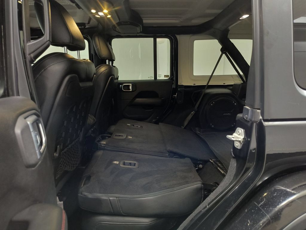 Used 2019 Jeep Wrangler Unlimited Rubicon AWD/4WD image 22