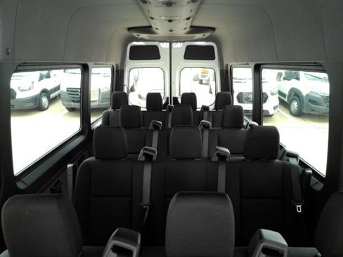 Used 2026 Mercedes-Benz Sprinter 2500 image 8