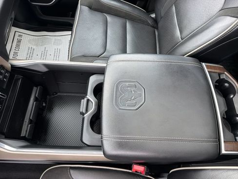 Used 2022 RAM 1500 Laramie AWD/4WD image 28