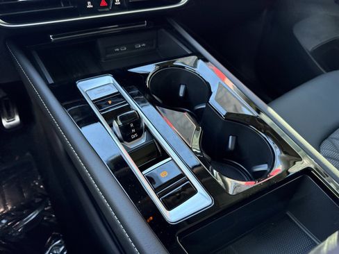 New 2026 Volkswagen Atlas SEL Premium R-Line image 25