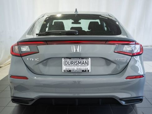 Used 2025 Honda Civic Sport image 5