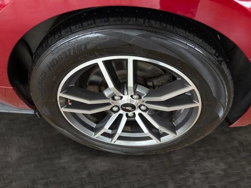 Used 2015 Ford Mustang GT RWD image 40