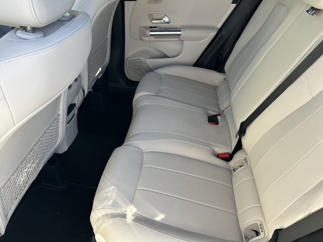 Used 2026 Mercedes-Benz GLA 250 4MATIC image 19