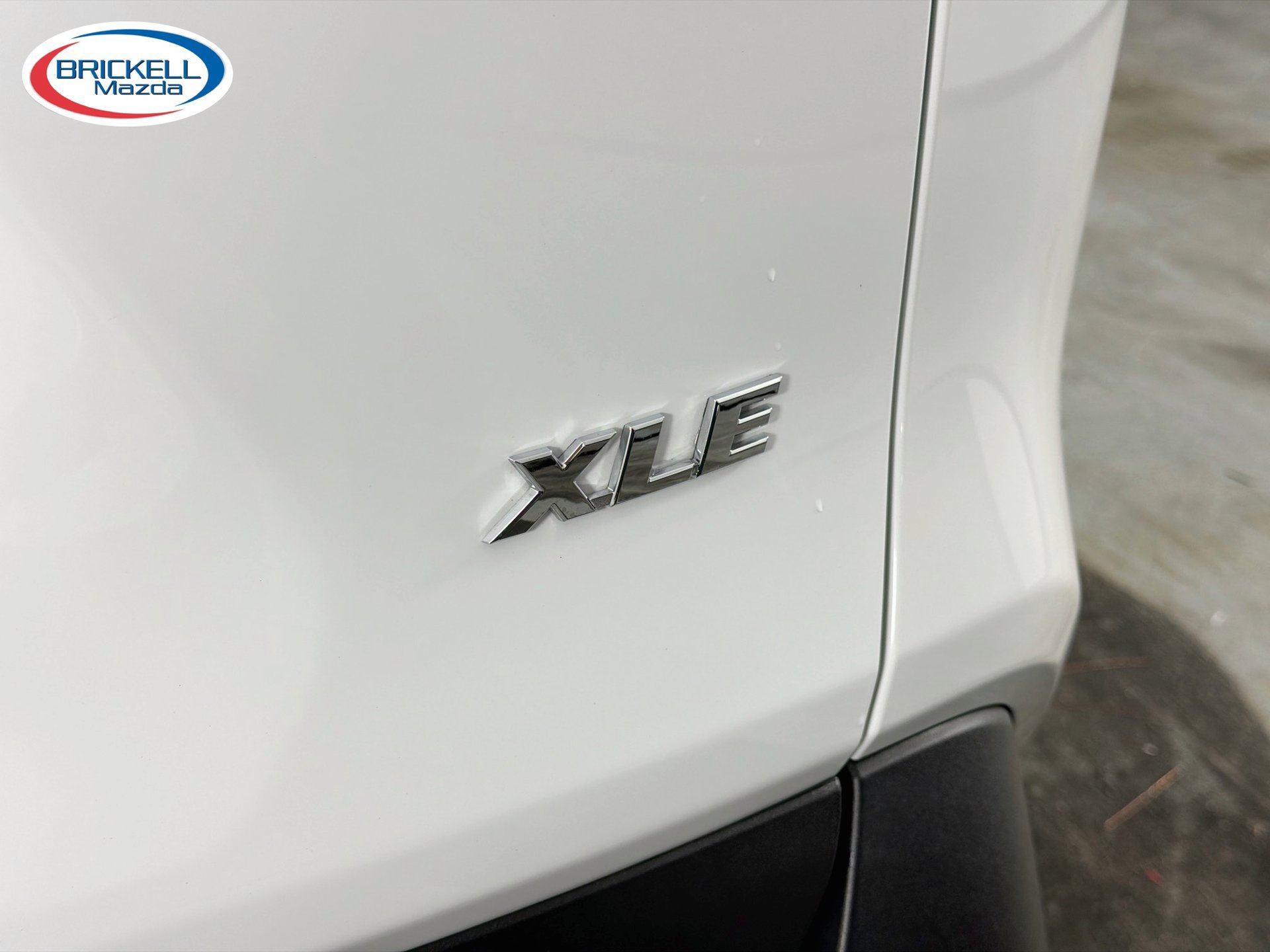 Used 2025 Toyota RAV4 XLE FWD image 11