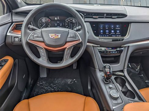 New 2025 Cadillac XT5 Premium Luxury image 22