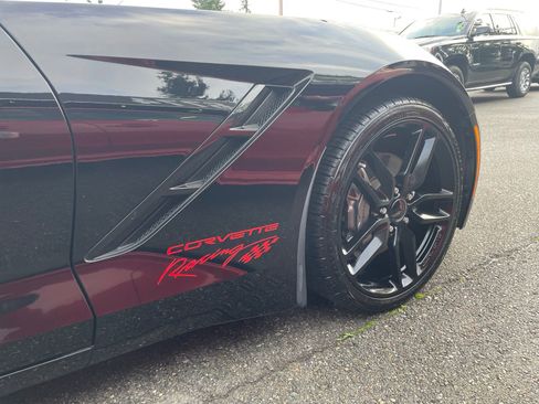 Used 2019 Chevrolet Corvette Stingray Coupe w/ 1LT image 27