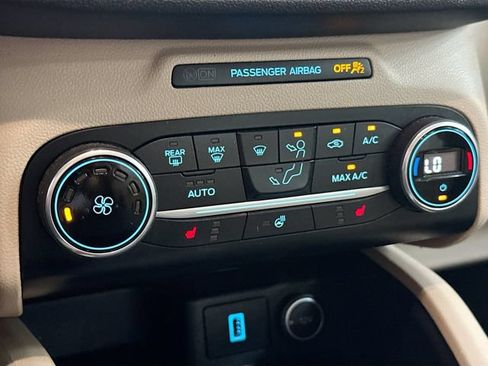 Used 2020 Ford Escape SEL FWD image 16