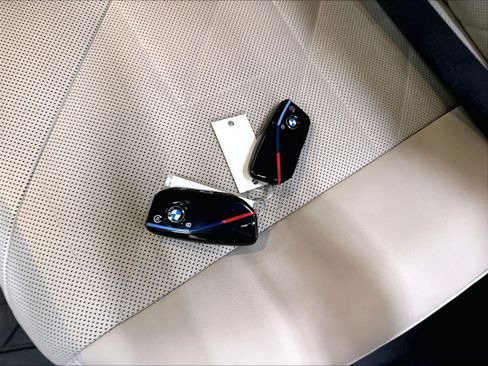 Used 2024 BMW iX M60 AWD/4WD image 13