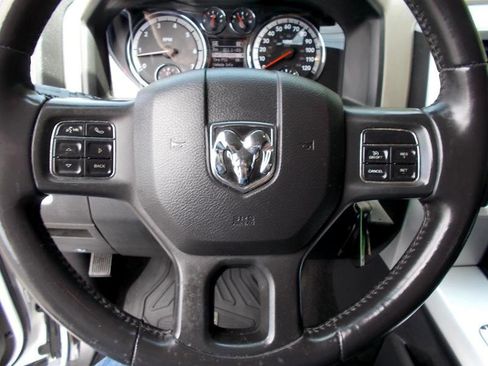 Used 2012 RAM 1500 Big Horn w/ Luxury Group image 32