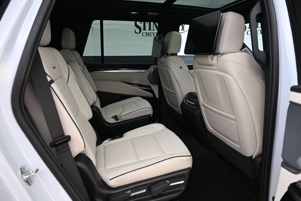Used 2026 Cadillac Escalade Sport w/ Touring Package AWD/4WD image 20