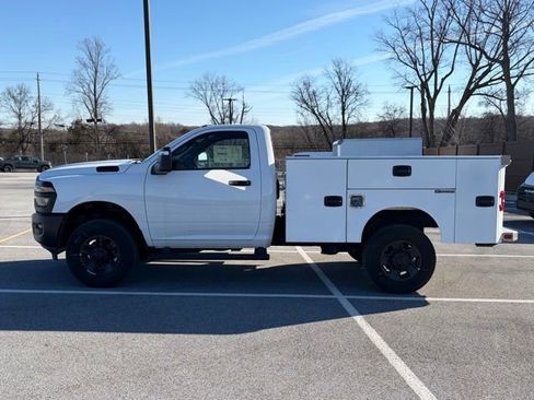New 2025 RAM 2500 Tradesman image 4