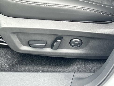 New 2026 Nissan Murano Platinum w/ Cargo Package AWD/4WD image 16