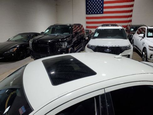 Used 2008 Mercedes-Benz E 350 Sedan image 43