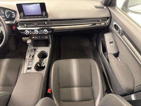 Used 2025 Honda Civic Sport image 25