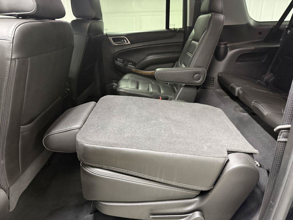 Used 2019 GMC Yukon XL Denali w/ Denali Ultimate Package AWD/4WD image 34