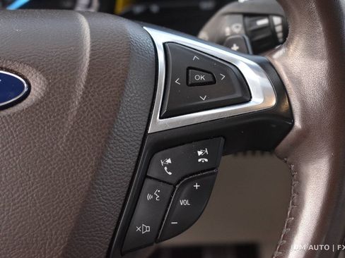 Used 2017 Ford Fusion Platinum FWD image 21